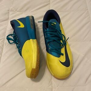 Nike KD 6 VI Size 7Y